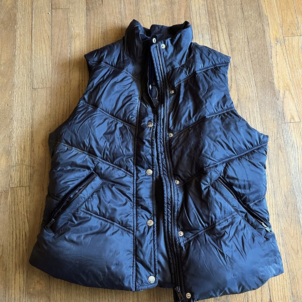 Black American Eagle vest